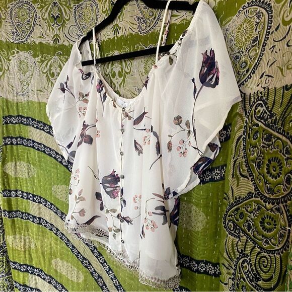 Astr the Label Floral Off-the-Shoulder Blouse Size Extra Small - Picture 7 of 16